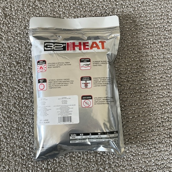 Base layer - kids large - in black. - Picture 2 of 3